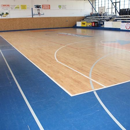 Sporthotel Bk Pod Lipou Roudnice nad Labem Ngoại thất bức ảnh