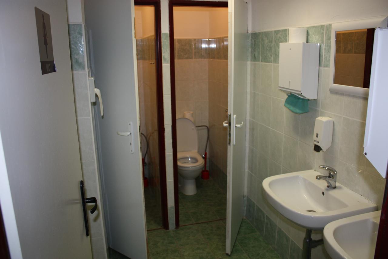 Sporthotel Bk Pod Lipou Roudnice nad Labem Ngoại thất bức ảnh