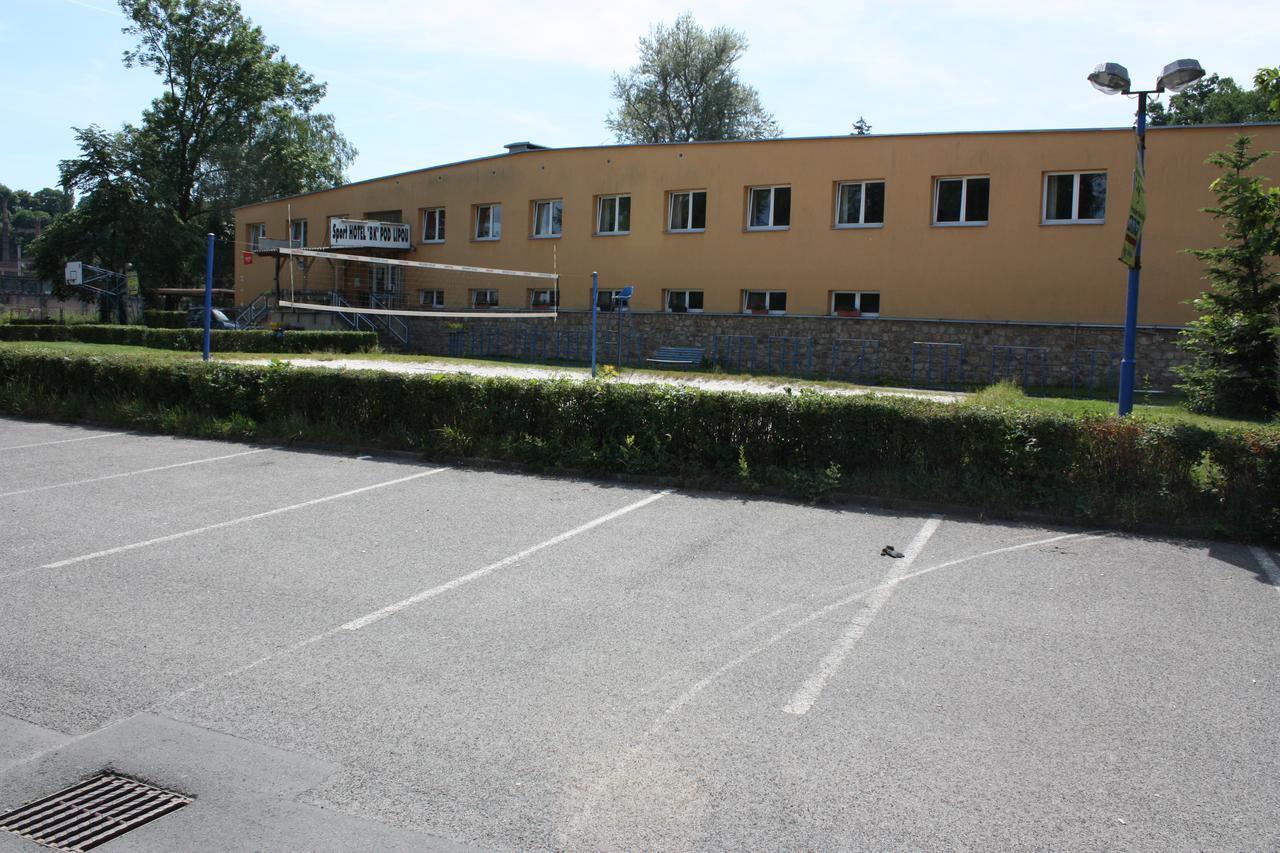 Sporthotel Bk Pod Lipou Roudnice nad Labem Ngoại thất bức ảnh